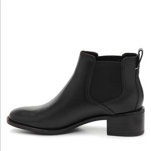 Cole Haan Chelsea Boot Size 8.5